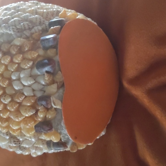 Vintage Shell-encrusted Owl Figurine - Picture 2 of 4